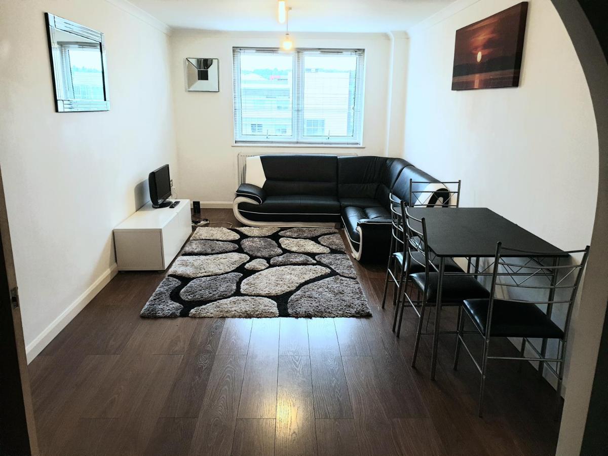 Spacious Modern Flat In Luton Town Centre Εξωτερικό φωτογραφία